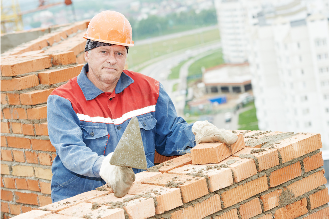 pedreiro para construcao de edificios