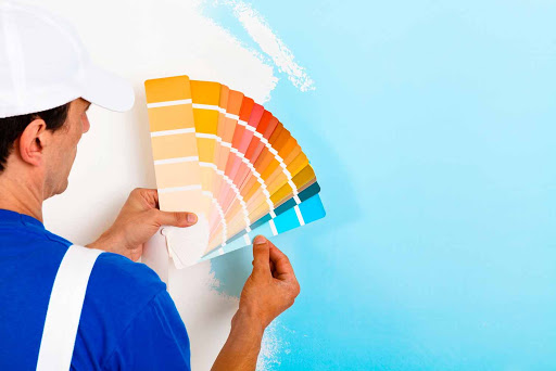 Quanto Custa Pintar uma Casa no Brasil em 2026? Preço por m², Tipos de Tinta e 10 Dicas Infalíveis para Economizar pintor residencial