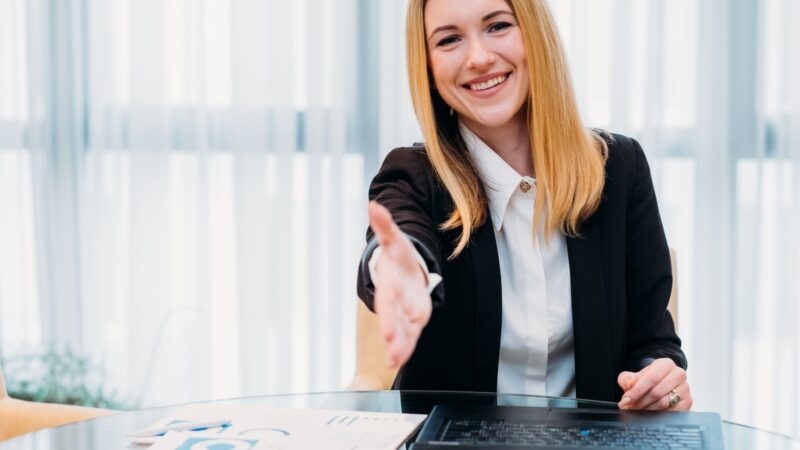 Ideias-Para-Atrair-Clientes-Pela-Internet