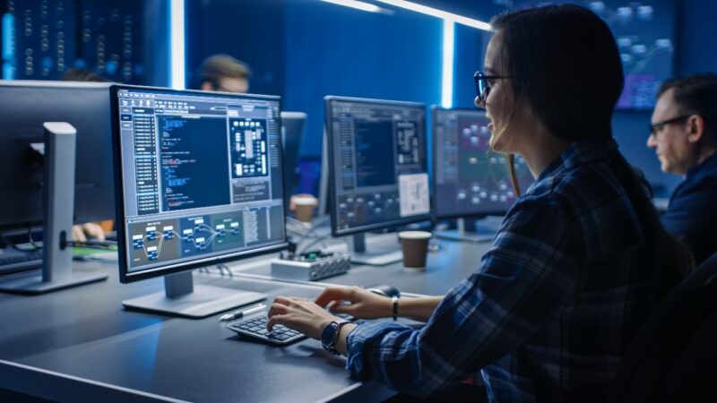 Quais Qualidades Para Ser Um Prestador De Serviços De Ti? | Diversas Empresas Que Atuam No Mercado Não Tem Interesse E Foco Principal Em Manter Uma Ampla Expertise E Infraestrutura Para Executar Os Serviços De Ti E Demandar Para A Companhia Especializada No Assunto É Uma Ótima Saída.
