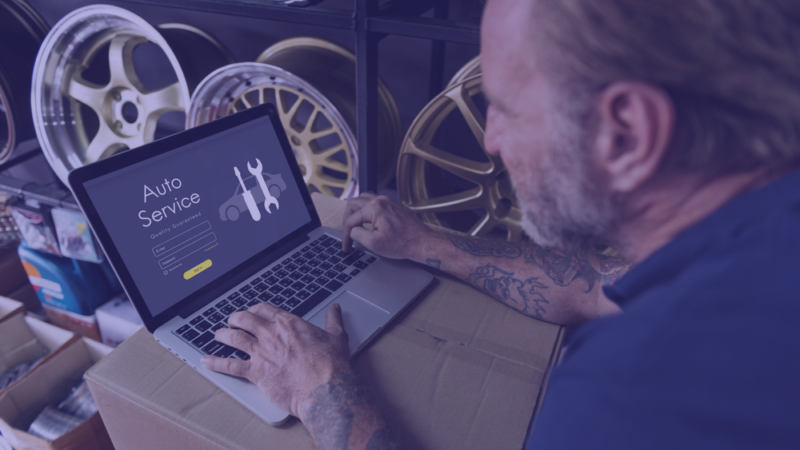Dicas De Marketing Para Oficina Mecânica | Coloque Seus Clientes Para Trabalhar Para Você, Oferecendo Um Programa De Recompensas Por Indicação. Informe Os Clientes Atuais De Que, Se Eles Indicarem Um Novo Cliente Para Sua Empresa, Eles Receberão Benefícios Como Pequenos Brindes, Descontos Em Serviços E Inscrições Em Concursos. Você Também Pode Dar Pequenas Recompensas Aos Novos Clientes Quando Eles Mencionam Uma Indicação, Pois Isso Os Ajudará A Lembrar De Dar Crédito Ao Indicado. Este Também É Um Programa Que Você Pode Comercializar Na Oficina Mecânica!
