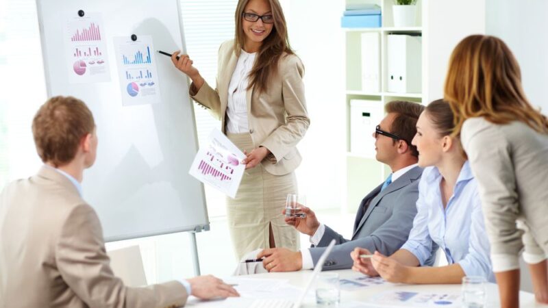 Tenha Um Time De Vendas De Sucesso | Podemos Afirmar Que Um Dos Maiores Desafios Dessa Administração De Vendas É A Criação De Um Time. Atue No Processo De Transformar Seu Time Em Uma Equipe De Vendas De Sucesso.