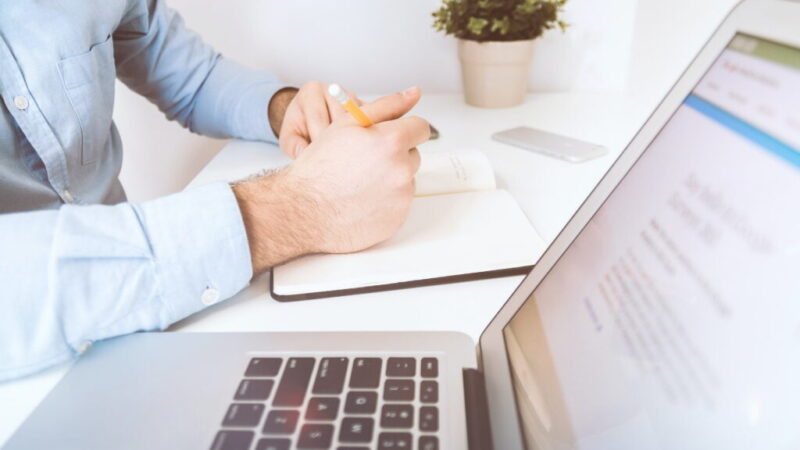 Aprimore E Renove O Conteúdo Do Seu Site | Um Site Oferece Às Pessoas Conhecimento Detalhado Sobre Produtos, Serviços E Satisfação Do Cliente.