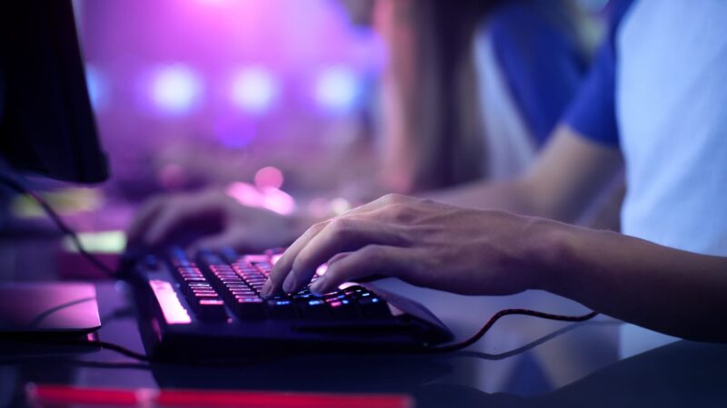 Encontrando Um Nicho Na Indústria De Jogos | A Indústria De Jogos É Vibrante E Empolgante. Mas Também É Saturado, Competitivo E Incrivelmente Complexo. Esses Fatores, Os Dois Lados Da Mesma Moeda, Fazem Com Que Muitos Indivíduos E Start-Ups De Tecnologia Se Inspirem A Ingressar Na Indústria De Jogos, Antes De Se Perderem E, Para Muitos, Terem Que Bater.