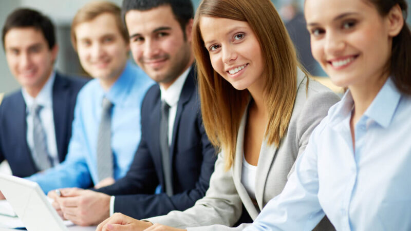 Como Reter Talentos Na Empresa | Reter Talentos Pode Acabar Contribuindo Para O Clima Empresarial. Com Isso, Há Muito Mais Engajamento, Colaboração E Produtividade. É Fato Que Quando Uma Equipe Está Alinhada E Trabalhando Com Os Mesmos Propósitos, As Atividades São Desenvolvidas Com Muito Mais Qualidade E Em Um Curto Tempo.