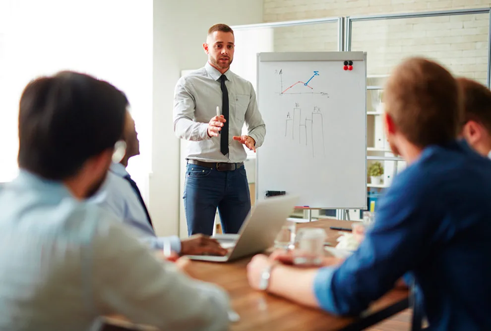Gerando Um Mix No Uso Do Marketing | Atualizar Sua Estratégia De Marketing É Uma Excelente Maneira De Reposicionar Seus Negócios E Encontrar Novos Caminhos Para O Crescimento Em Seu Setor E Comunidade, Além De Permitir Que Você Aplique Algumas Das Lições Aprendidas No Ano Anterior Para Que Possa Dinamizar E Se Adaptar Rapidamente Quando Necessário.