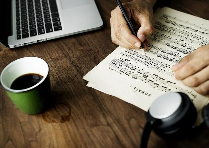 Atua Como Músico? Conheça Dicas Para Promover Seu Trabalho | Alguns Músicos E Produtores Musicais Só Querem Se Concentrar Em Fazer Música Ou Batidas.