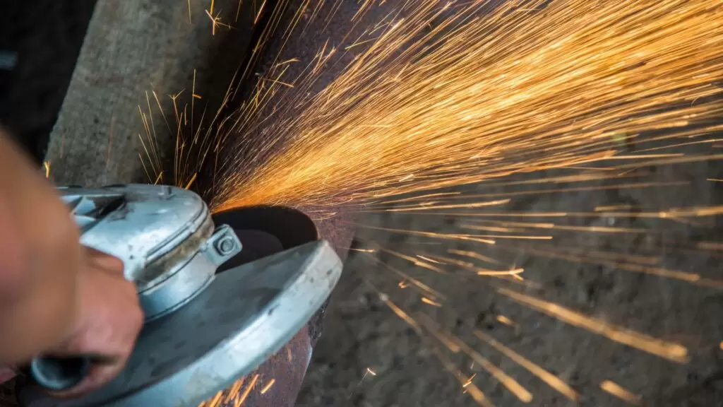 Serralheiro: Serviços, Tabela de Preços 2026 e Como Contratar o Profissional Certo no Brasil tipos-portao-serralheiro-preco-2026