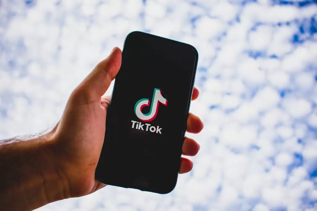 Como Crescer Sua Audiência No Tik Tok | Até Agora, Não É Segredo Que O Tiktok É A Plataforma De Escolha Para Criadores Que Desejam Construir Uma Audiência Em 2022. Com O Alcance Insano, Conteúdo Difícil De Largar E Engenhosidade Geral Da Plataforma, Não É De Admirar Que Pessoas De Todas As Áreas De Negócios Migraram Para O Aplicativo.
