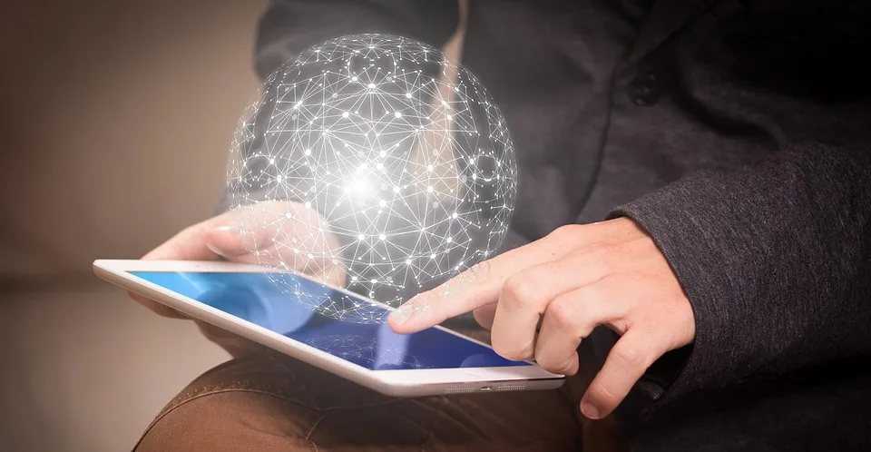 Resiliência Cibernética Como Aptidão Digital | Em Outras Palavras, Eles Devem Ser Digital Resistentes. Mas O Que Exatamente Aquilo Significa? Pense Na Resiliência Cibernética Como Aptidão Digital. É A Capacidade De Uma Empresa De Continuar Avançando Diante De Ameaças Cibernéticas De Outra Forma Incapacitantes. Como Os Ataques Cibernéticos E A Perda De Dados São Inevitáveis ​​E Podem Inviabilizar Facilmente Os Negócios Modernos, Essas Ameaças Devem Ser Consideradas E Planejadas. É Por Isso Que É Crucial Ter As Ferramentas, Processos E Políticas De Backup Corretos Para Que A Empresa Seja Resiliente, Independentemente Do Método De Ataque.