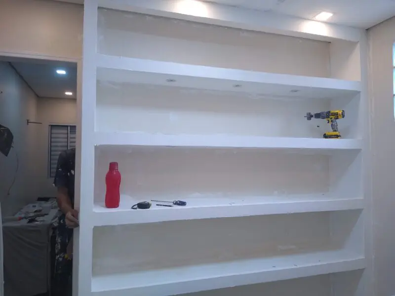 Serviços de gesso para sua casa, loja ou empresa