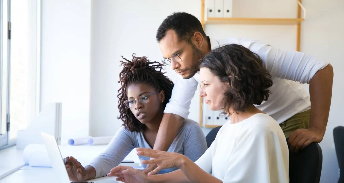 Dicas Especiais Para Empreender Com Sucesso | Imagine Isso: Seu Negócio Acaba De Ser Lançado. Você Dedicou Muito Trabalho Duro Ao Seu Novo Negócio E Contratou Uma Equipe Estelar - Agora Você Está Pronto Para Compartilhar Seus Ótimos Produtos. Sua Lista De Tarefas É Longa, Mas Você Toma As Decisões Por Si Mesmo. A Liberdade E A Ambição Alimentam Você Todos Os Dias.