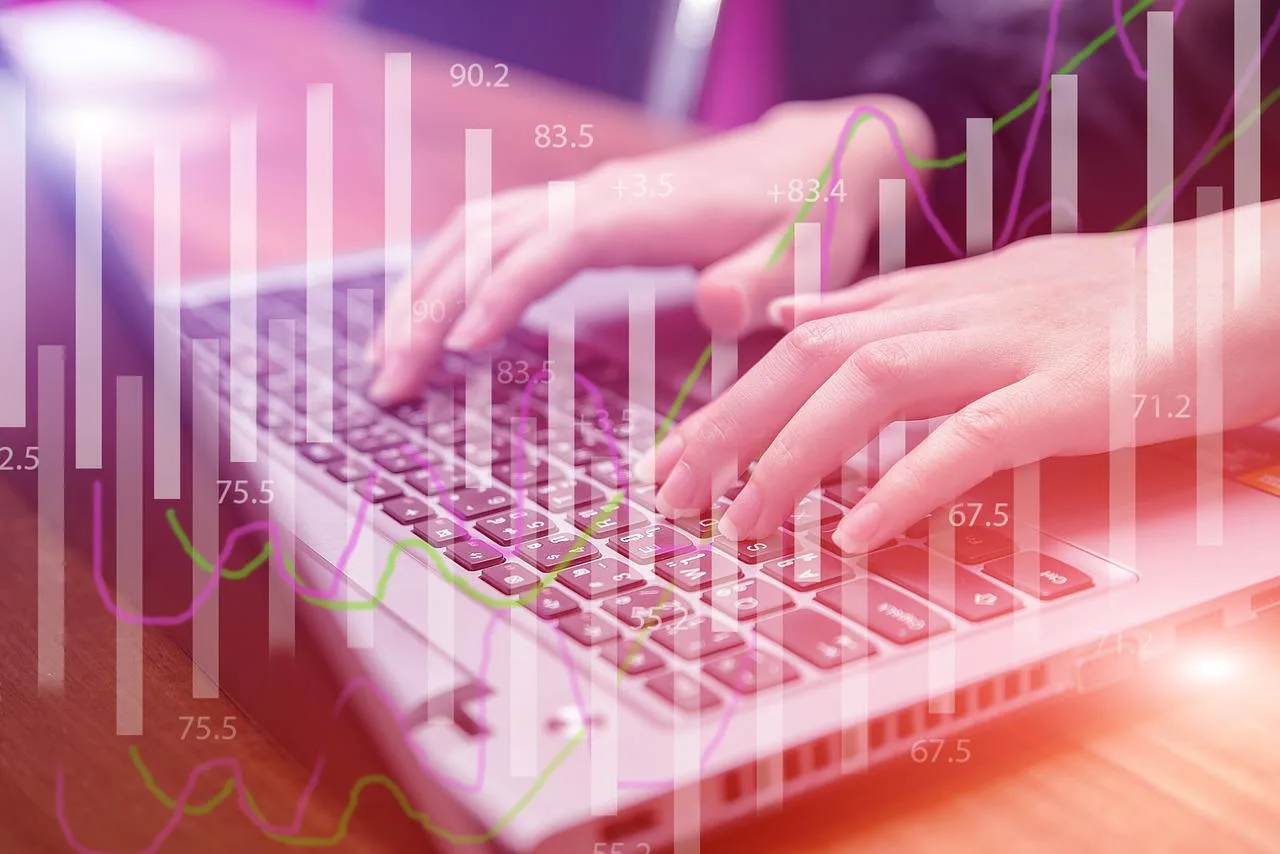 Hand, Type, Keyboard-2722107.Jpg
