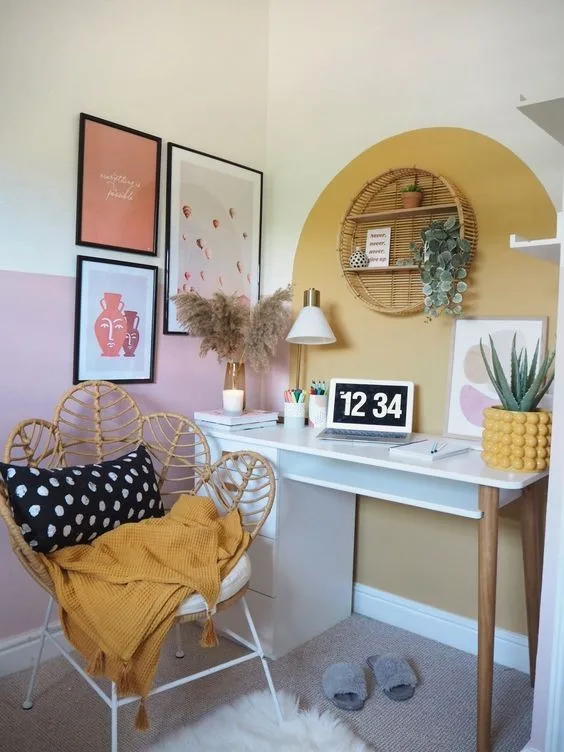 Como Montar Um Home Office Com A Sua Cara | Além De Estabelecer Um Espaço Especial Na Casa Para O Trabalho, Ter Uma Boa Iluminação, Saber Escolher Móveis Confortáveis E Investir Em Quadros Decorativos Podem Ajudar A Trazer Mais Conforto E Personalidade Ao Home Office.