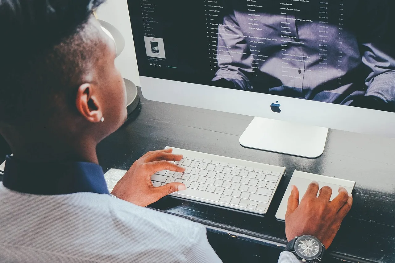 Computer, Apple, Business-1185569.Jpg
