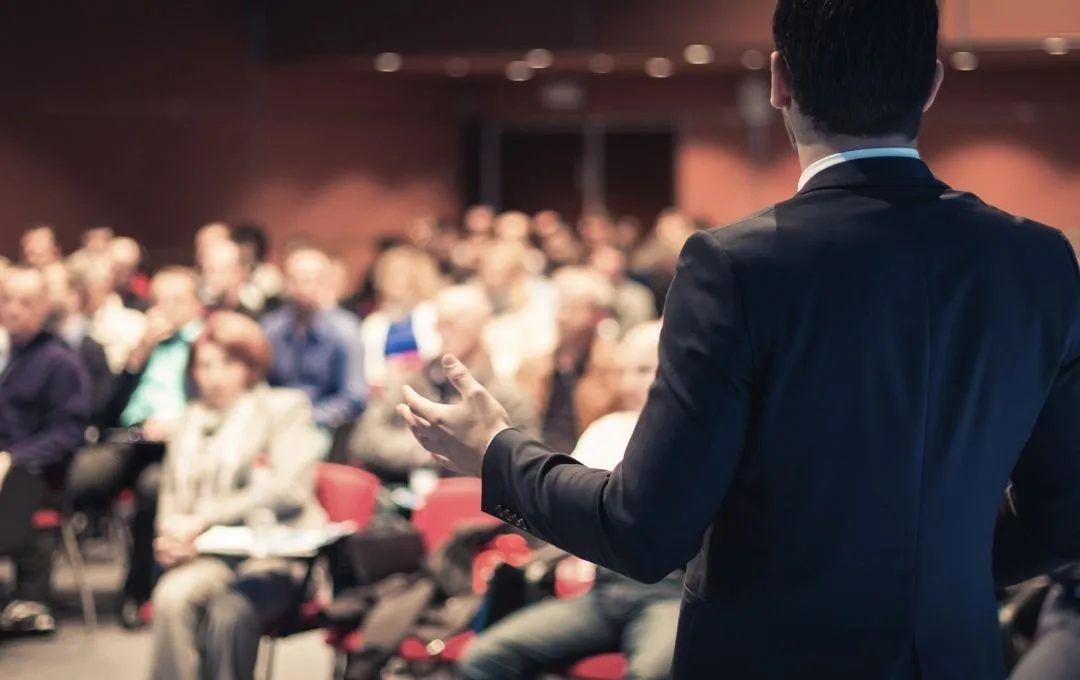 Como Elaborar E Divulgar Cursos E Palestras Corretamente | Independentemente Dos Perigos Causados Pela Pandemia, Os Cursos E Palestras Ainda São Uma Forma Poderosa De Passar Conhecimento, Principalmente Quando Falamos Em Encontros Presenciais.