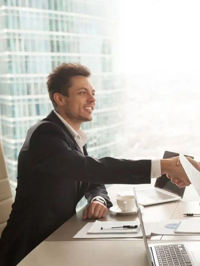 consultor de negócios Tenha mais visibilidade e exposição Se você deseja ter mais visibilidade, exposição, clientes, orçamentos e serviços, a plataforma Tá Contratado é a escolha ideal. Com muitos usuários cadastrados, ela vem ganhando espaço e se destaca como uma plataforma inovadora de divulgação de serviços. Ao criar um perfil na Tá Contratado, você poderá divulgar seus serviços de forma fácil e rápida. Por meio de um sistema intuitivo, é possível inserir todas as informações necessárias, como a área de atuação, preços, disponibilidade e avaliações de clientes anteriores. Dessa forma, os potenciais clientes têm acesso a todas as informações em um só lugar, o que facilita a comparação e a busca por profissionais qualificados. Com o Tá Contratado, sua divulgação fica online de imediato, assim que aprovada e a plataforma faz o trabalho de divulgação por você, aumentando sua visibilidade e chances de conseguir novos projetos. Não perca mais tempo! Tenha mais visibilidade, exposição, clientes, orçamentos e serviços usando a plataforma Tá Contratado. Cadastre-se agora mesmo e comece a conseguir mais clientes e projetos de forma simples e eficiente.