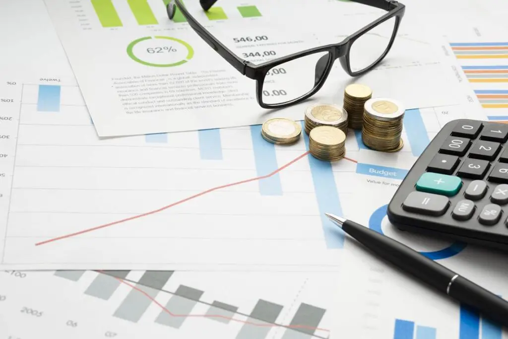 Fdr - Finanças, Direitos E Rendas - Saiba Mais

O Mundo Atual Está Cada Vez Mais Complexo E Dinâmico, E Isso Se Reflete Diretamente Em Nossas Finanças, Direitos E Rendas. Gerir O Próprio Dinheiro, Entender Nossos Direitos E Buscar Fontes De Renda Se Tornou Um Desafio Constante Para Muitas Pessoas. Neste Artigo, Vamos Explorar Cada Uma Dessas Áreas E Como Elas Se Interligam, Fornecendo Dicas E Informações Para Ajudar Você A Navegar Nesse Cenário Desafiador.