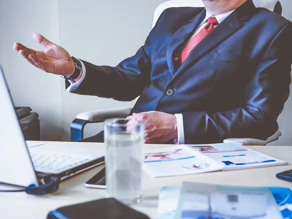 Exemplos De Responsabilidade No Trabalho Empreendedor | Pense Em Como Você Pode Modelar A Responsabilidade Em Seu Local De Trabalho Com Estes 12 Exemplos: