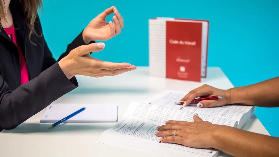 Importância Das Habilidades De Gerenciamento | Criar Uma Experiência De Funcionário Notável, Onde Os Funcionários Prosperam, Depende De Fortes Habilidades De Gerenciamento. Ainda Assim, Muitos Empregadores Não Sabem Ao Certo Como Investir No Desenvolvimento De Gerentes. Ou, Pelo Menos, Não Tem Certeza De Quais Tipos De Programas De Desenvolvimento Realmente Geram Resultados.