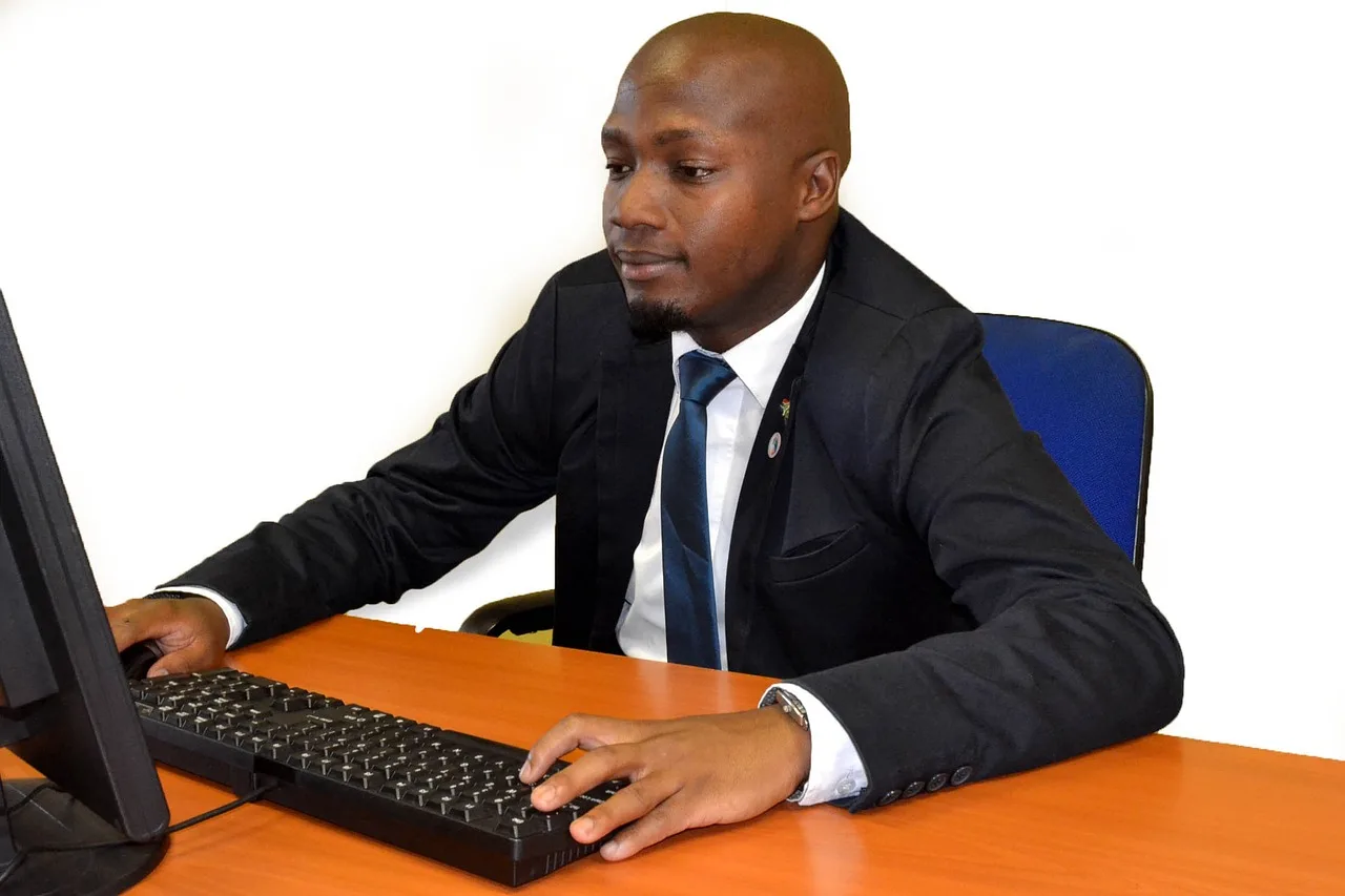 African, Business, Corporate-668398.Jpg