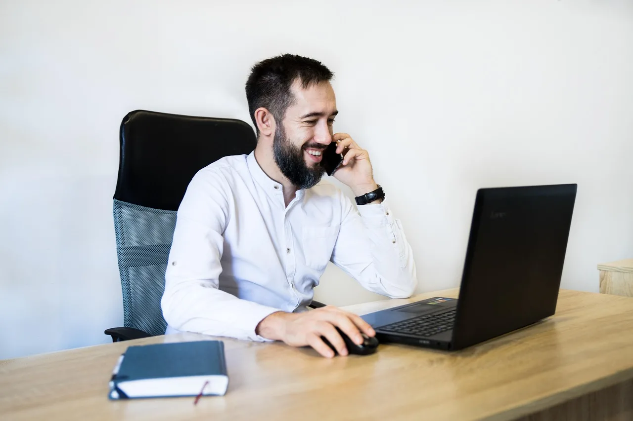 Business Man, Phone Call, Office-4634538.Jpg