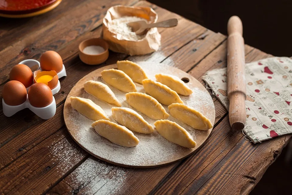 Prestar Serviços De Cozinheira: Como Fica O Enquadramento No Mei? | Acupuntura, Adestrador, Advocacia, Agrimensura, Agronomia, Agência De Marketing, Agência De Influencer, Agência De Turismo, Ajudante De Pintor, Alfaiate, Alimentação Para Pets, Alpinismo Industrial, Aluguel De Artigos Para Festas, Aluguel De Container, Aluguel De Veículos, Analista De Dados, Analista De Redes, Analista De Sistemas, Analista De T.i., Animação De Festas, Antenista, Aplicador De Sinteco, Aplicação De Película, Aplicação De Papel De Parede, Armação De Ferragem, Arquiteto, Artesanato, Assistente Técnico Administrativo, Assistência Técnica E Manutenção Equipamentos Para Pets, Assistência Técnica Em Eletrônicos, Assistência Técnica Em Elevadores, Assistência Técnica Em Equipamentos Médicos, Assistência Técnica Em Equipamentos Odontológicos, Assistência Técnica Para Aparelhos De Ginástica, Assistência Técnica Para Ar Condicionado, Assistência Técnica Para Cortador De Grama, Assistência Técnica Para Eletrodomésticos, Assistência Técnica Para Fogão E Cooktop, Assistência Técnica Para Geladeira E Freezer, Assistência Técnica Para Gerador, Assistência Técnica Para Gás, Assistência Técnica Para Lava-Louças, Assistência Técnica Para Lava-Roupas, Assistência Técnica Para Micro-Ondas, Assistência Técnica Para Smartwatch, Assistência Técnica Para Máquina De Costura, Aula De Direção, Aulas De Idiomas, Aulas De Inglês, Aulas De Música, Automação Residencial, Automação De Processos, Auxiliar De Carga E Descarga, Auxiliar De Cozinha, Auxiliar De Saúde Bucal, Auxiliar De Veterinário, Azulejista, Açougueiro, Babá, Banho E Tosa De Pets, Barbearia, Barista, Bartender, Bombeiro, Bordadeira, Borracheiro, Carimbos, Carpintaria, Chaveiro, Chef De Cozinha, Churrasqueiro, Cientista Da Computação, Cientista Da Informação, Comunicação Visual, Confecção De Cortinas, Confeitaria, Construção Civil, Consultoria Ambiental, Consultoria Financeira, Consultoria Jurídica, Consultoria Pessoal, Consultoria De Mídia E Conteúdo, Consultoria De Negócios, Consultoria De Saúde, Consultoria De Imagem E Estilo, Consultoria Espiritual, Contador, Controle De Ponto Digital, Copeira, Correspondente Bancário, Corretor De Imóveis, Corretor De Seguros, Corte De Cabelo, Costureira, Cozinheira, Cuidador, Comissária De Voo, Dj, Dança, Decoração, Dedetização, Dentista, Depilação, Desenhista, Design De Sobrancelhas E Cílios, Designer, Designer De Interiores, Desing Gráfico, Detetive Particular, Doceira, Doula, Eletricista, Empreendedor, Empreiteiro, Encanador, Energia Solar, Enfermeira, Engenheiro, Escritor, Estatístico, Esteticista, Estofagem, Estética Automotiva, Eventos, Farmacêutico, Faxineira, Fisioterapeuta, Floricultura, Fonoaudiólogo, Fotografia, Frete, Fritadeira, Galvanização, Garçom, Gesseiro, Gestão Condominial, Gestão De Pessoas, Gestão De Tráfego, Guia De Turismo, Guincho, Historiador, Hospedagem Para Animal, Impermeabilização, Impermeabilização De Estofado, Influencer,  Digital, Instalador De Concertina, Instalador De Piso Flutuante, Instalador De Rodapé, Instalação De Piscina Em Fibra De Vidro, Instrutor De Pilates, Isolamento Térmico E Acústico, Jardinagem, Jornalista, Lavadeira, Lavador De Carros, Limpa Fossa, Limpeza Pós Obra, Limpeza De Caixa D'Água / Cisterna, Limpeza De Piscina, Limpeza De Caixa De Gordura, Locutor, Logística, Luthier, Manicure E Pedicure, Manobrista, Manutenção E Conserto De Bicicletas, Manutenção E Limpeza De Carpetes,  Manutenção E Limpeza De Cortinas E Persianas, Manutenção E Limpeza De Estofados, Manutenção E Limpeza De Fachadas, Manutenção E Equipamentos Para Piscinas, Manutenção Em Aquário, Maquiagem, Marcenaria, Marido De Aluguel, Marketing Digital, Marmoraria, Massagista, Mecânico, Mestre De Obras, Mestre De Cerimônias, Metalúrgico, Montador De Pvc, Montagem De Móveis, Moto Boy, Motorista, Musicista, Médico, Nutricionista, Operador De Caixa, Operador De Empilhadeira, Operador De Telemarketing, Ourives, Padeiro, Paisagismo, Panfletagem Profissional, Passadeira, Passeador De Cães, Pedagoga, Pedreiro, Perfuração De Poços, Personal Trainer, Perícia, Pintor, Pintura Veicular, Pizzaiolo, Podóloga, Porteiro, Portão Automático, Professor, Professor De Yoga, Profissional, Programador, Projetista, Propaganda Volante, Proteção De Janelas, Psicanalista, Psicólogo, Publicidade Em Painéis, Quiropraxista, Recepcionista, Reciclagem, Redator, Relojoaria, Repositor, Restauração De Pisos, Revisor, Spa, Salgadeira, Salva-Vidas, Sanitização, Sapataria, Secretária, Segurança, Segurança Eletrônica, Serralheria, Servente De Pedreiro, Serviços Automotivos, Serviços Gerais, Serviços Gráficos, Serviços De Impressão Em 3D, Serviços De Áudio Visual, Sommelier, Sushiman, Tapeceiro, Tapeçaria, Tatuagem, Telecomunicação, Telhadista, Terapeuta, Torneiro Mecânico, Tradutor, Transporte De Animais, Transporte De Crianças, Técnico De Celular, Técnico De Internet, Técnico De Som, Técnico De Tv, Técnico De Gravação, Técnico De Redes, Técnico Em Contabilidade, Técnico Em Enfermagem, Técnico Em Impressora, Técnico Em Segurança Do Trabalho, Técnico Em T.i. / Informática, Técnico Em Purificadores, Vendedor, Veterinário, Vidraçaria, Vigilante, Youtuber, Zelador