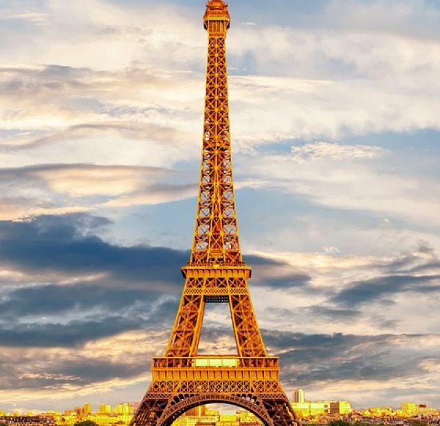 CROPPED-EIFFEL-TOWER-3349075_960_720.JPG