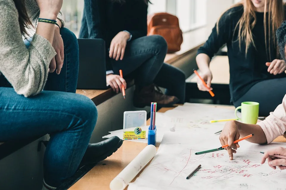 Atuando Como Coaching Profissional | Ter Uma Vida Profissional De Sucesso, Mudar De Vida Ou Aprender Uma Nova Profissão, Solicitar Apoio Para Essas Mudanças Ou Pensar Na Possibilidade De Se Tornar Um Executivo Sênior São Alguns Dos Motivos Que Levam As Pessoas A Procurarem O Coaching Profissional.
