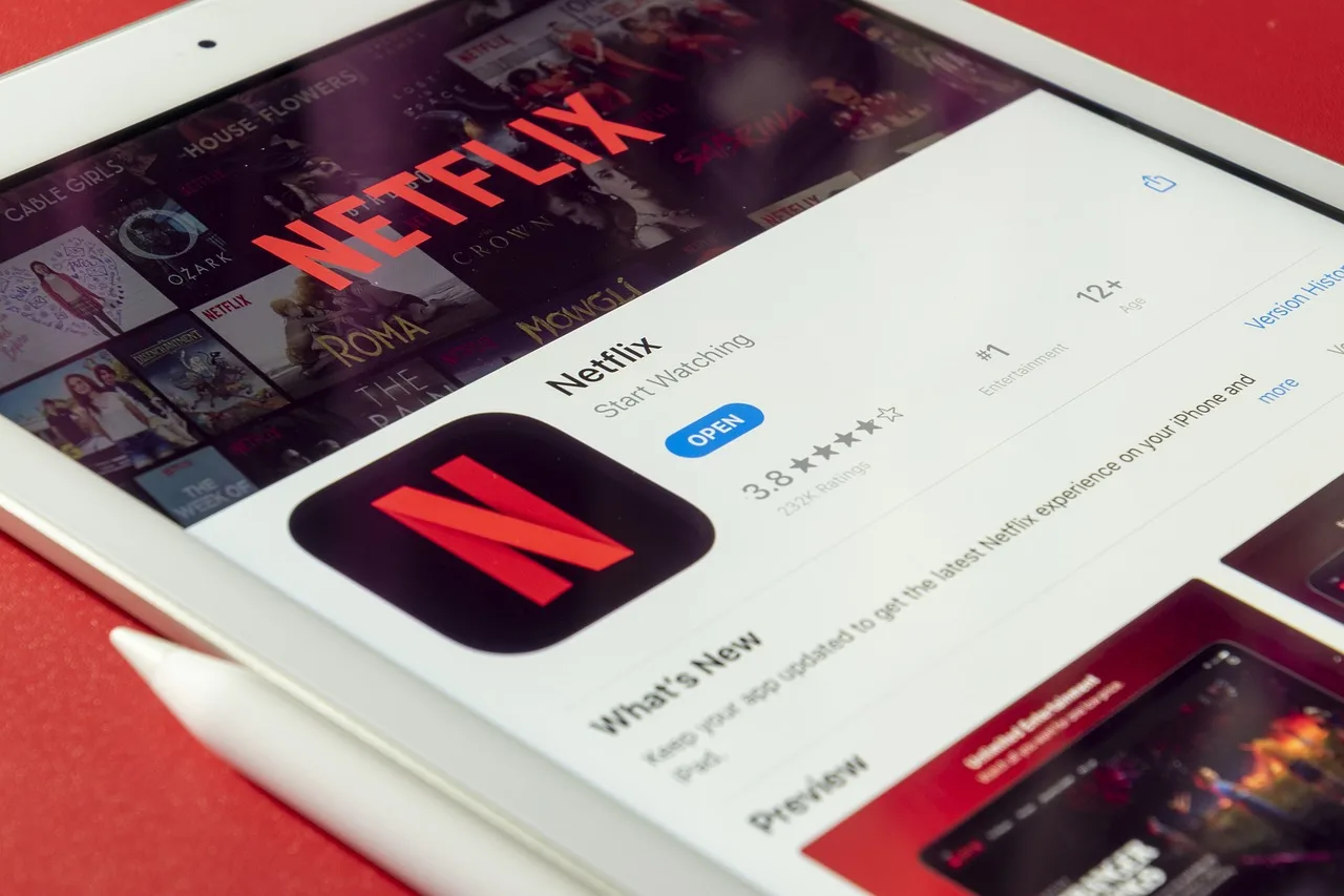 Netflix, Ipad, Tablet-5945225.Jpg