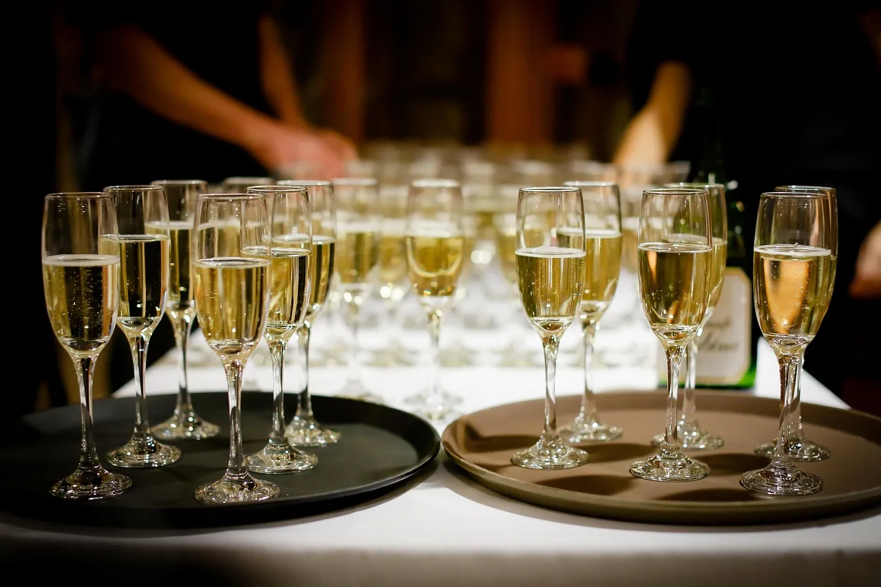 Drinks, Alcohol, Glasses-1283608.Jpg