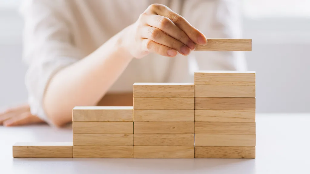 Plano De Carreira Para Líderes: Estratégias Para O Sucesso Profissional Construindo Uma Carreira Como Prestador De Serviços Nos Últimos Anos, Temos Visto Um Crescente Aumento No Número De Pessoas Que Estão Optando Por Construir Suas Carreiras Como Prestadores De Serviços. Seja Como Freelancer, Consultor Ou Empreendedor, A Economia Está Transformando A Forma Como Trabalhamos E Como Consumimos Serviços. Neste Artigo, Vamos Explorar As Principais Estratégias Para Construir Uma Carreira De Sucesso Como Prestador De Serviços, Destacando As Oportunidades, Desafios E Dicas Práticas Para Se Destacar Neste Mercado Em Constante Evolução.