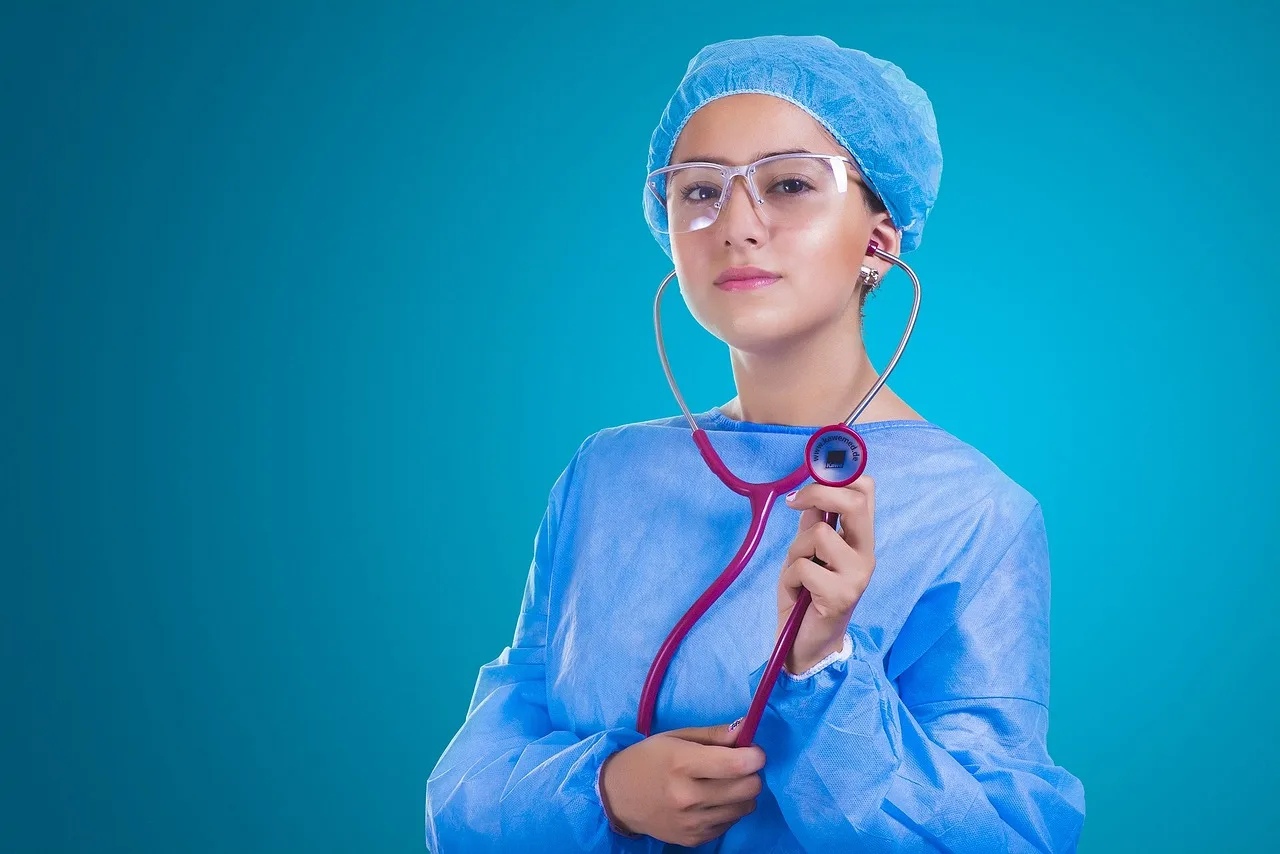 Woman, Doctor, Surgeon-2141808.Jpg
