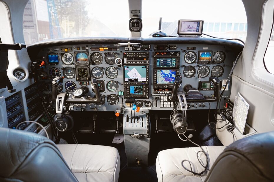 COCKPIT, AIRPLANE, JET-6381367.JPG