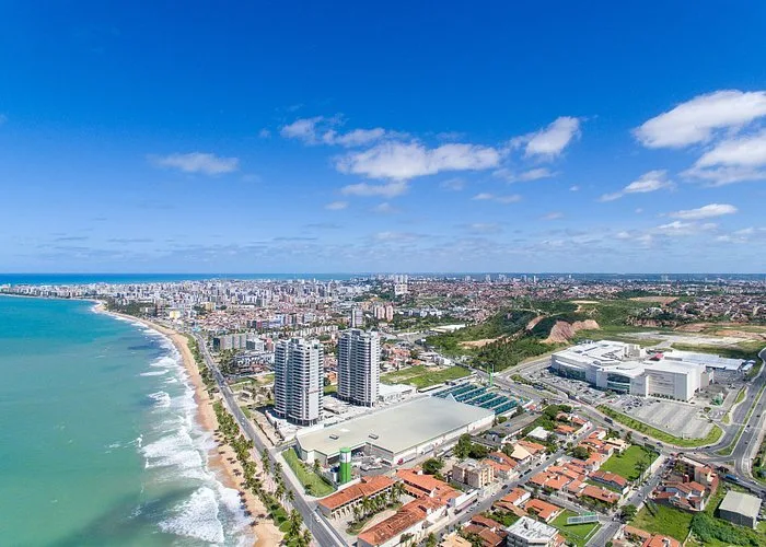 Pontos Turísticos De Maceió | Maceió É Uma Cidade Litorânea Do Estado De Alagoas, No Brasil. É Conhecida Por Suas Belas Praias, Águas Cristalinas E Paisagens Exuberantes. A Cidade Também Abriga Uma Variedade De Pontos Turísticos Históricos E Culturais.