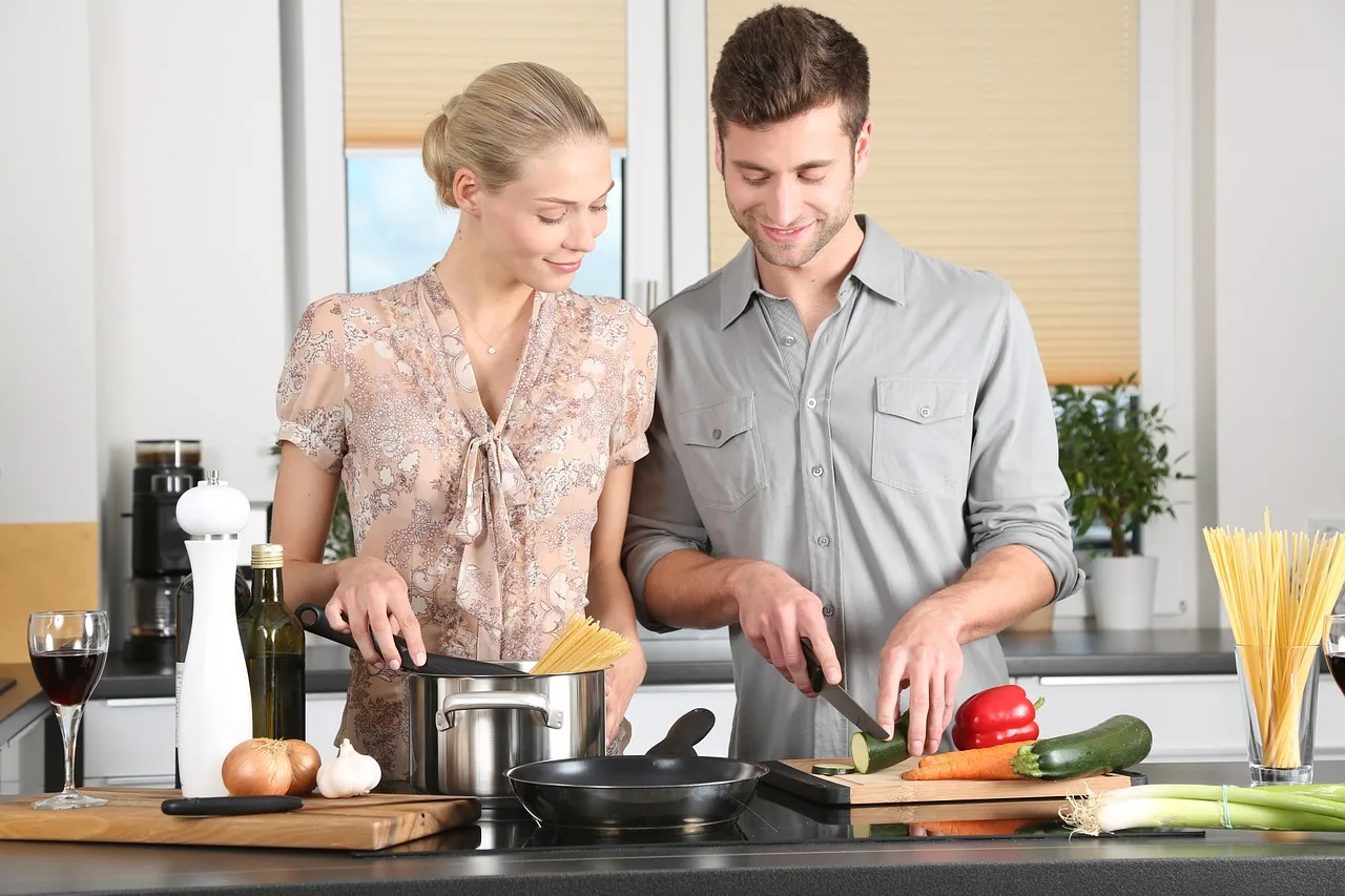 Woman, Man, Kitchen-1979272.Jpg