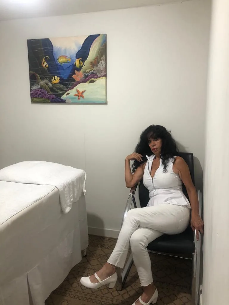 Massagem Em São Paulo - Claudete Da Silva = Massagem Relaxante, Chiatsu, Dores Musculares Lombar E Cervical, Drenagem Linfática E Modeladora, Gessoterapia E Reflexologia Podal