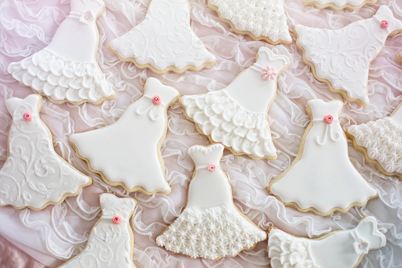 cookies, wedding, sweets-7015170.jpg
