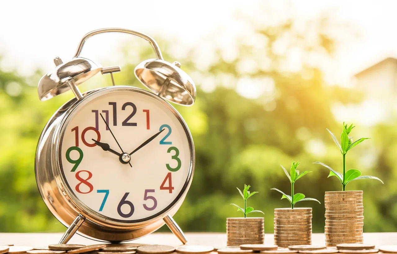 Clock, Money, Growth-2696234.Jpg