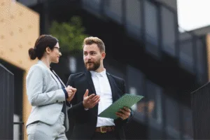 Seu Corretor de Imóveis: Mais que um Vendedor, um Consultor Estratégico