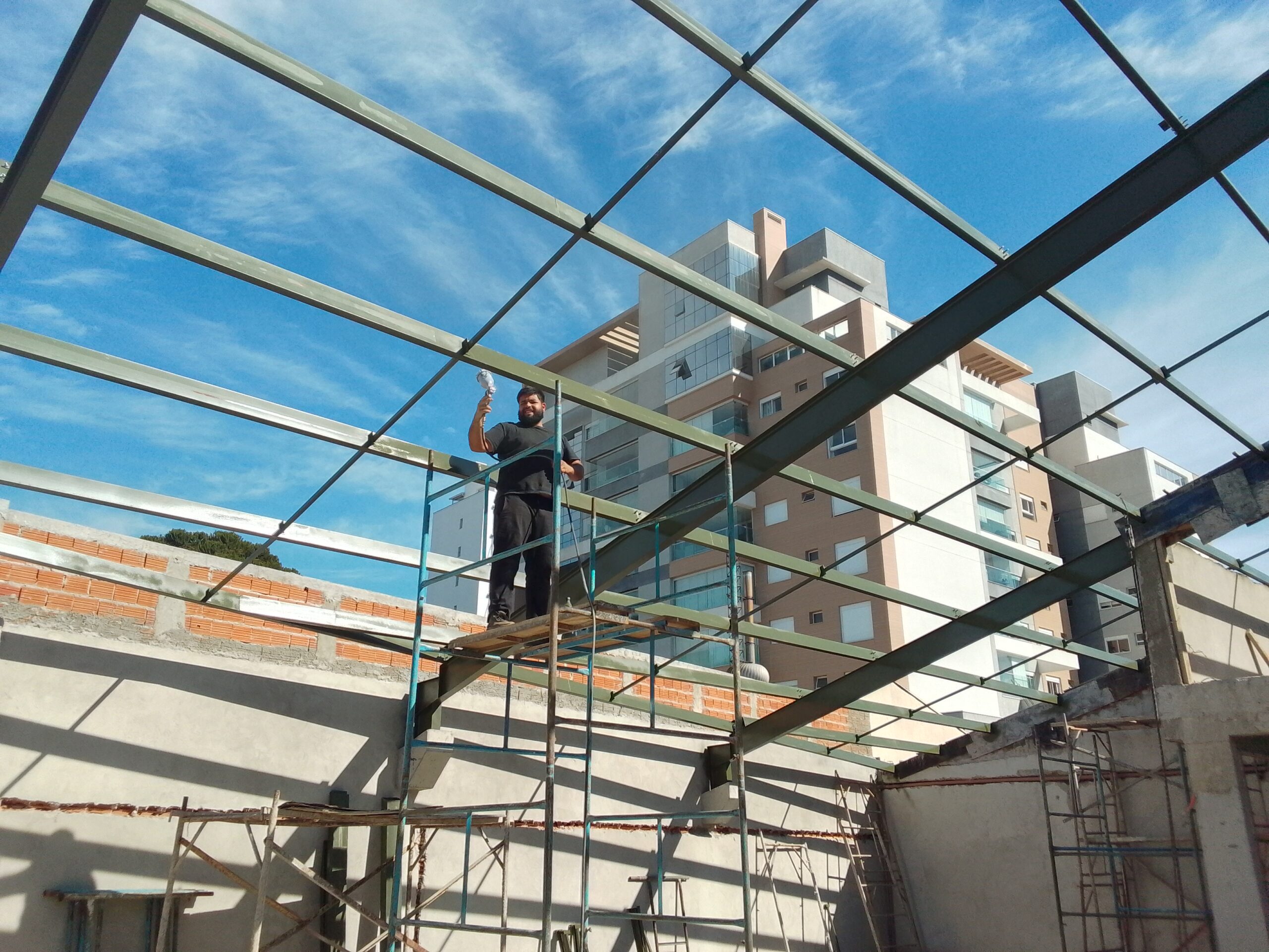 Serviços - Contratar serviços inbound100653836514572155 18a14f24946366aa1bb6a7f235be2a61 scaled Conecte-se com muitos Prestadores de Serviços em todo Brasil. Contrate serviços, compare preços, avaliações e contrate Pedreiro, Eletricista, Encanador e centenas de outros serviços com segurança e garantia de qualidade.