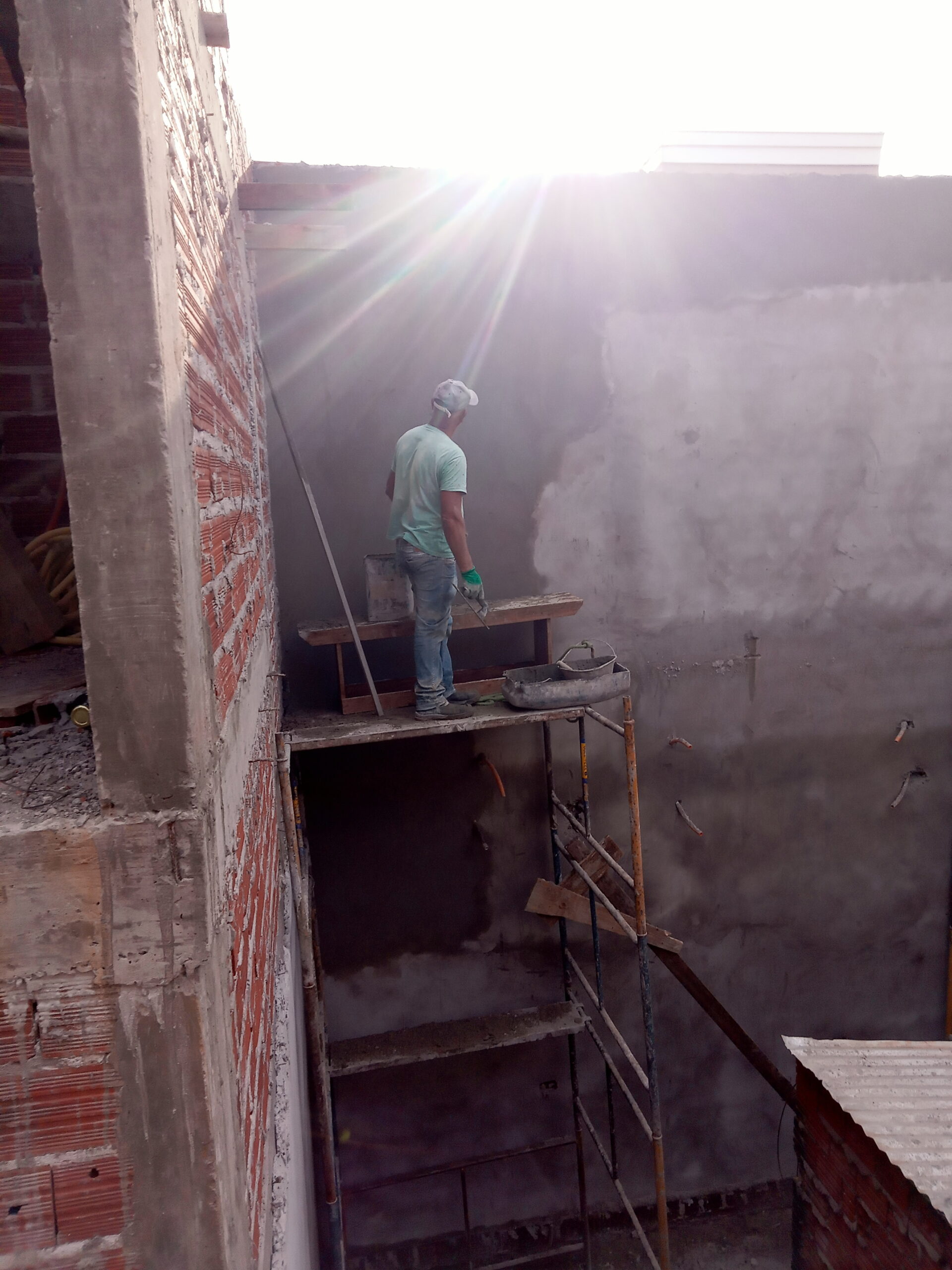 Serviços - Contratar serviços Bruno Petri - construção em geral