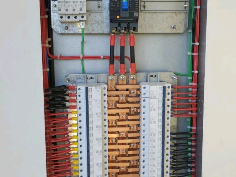 Empreiteiro Elétrica e Hidráulica em São Paulo