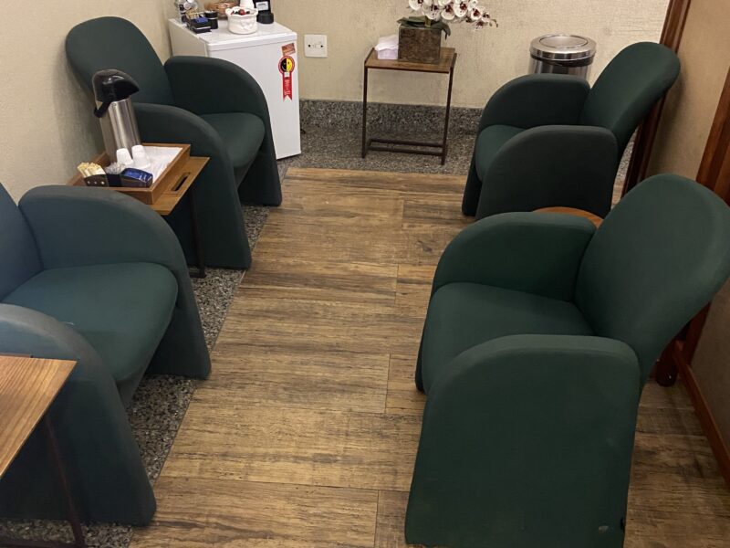 Limpeza de sofá a seco no Rio de Janeiro