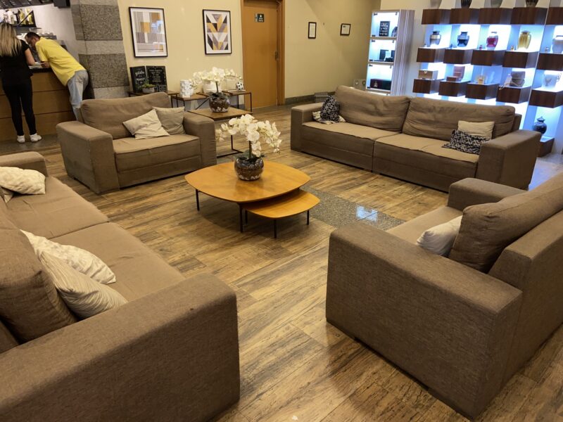 Limpeza de sofá a seco no Rio de Janeiro