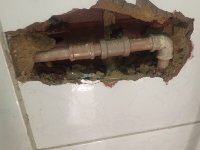 Serviços de eletricista e encanador