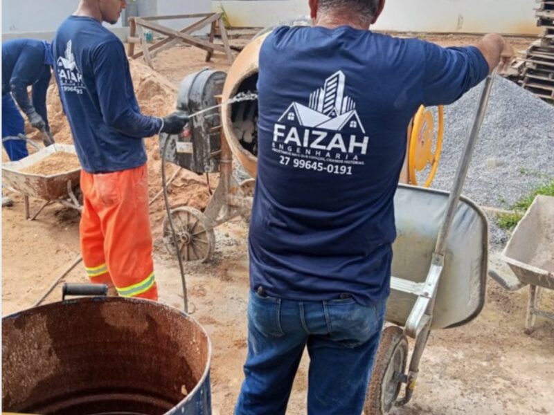 Prestações de serviço desde contrução da base ao acabamento, pintura e reformas.