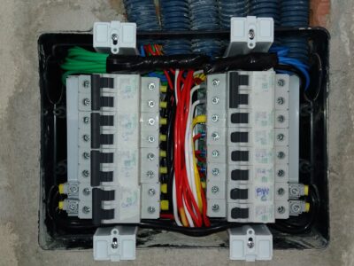 Assistência elétrica 24 horas